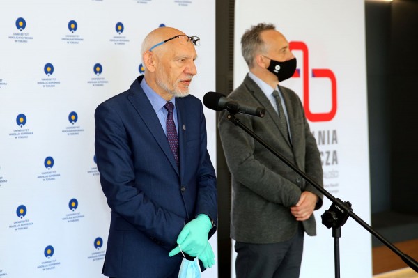 Click to zoom the picture.